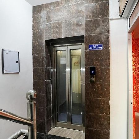 Oyo 72993 Hotel The Gold Faridabad Exterior foto