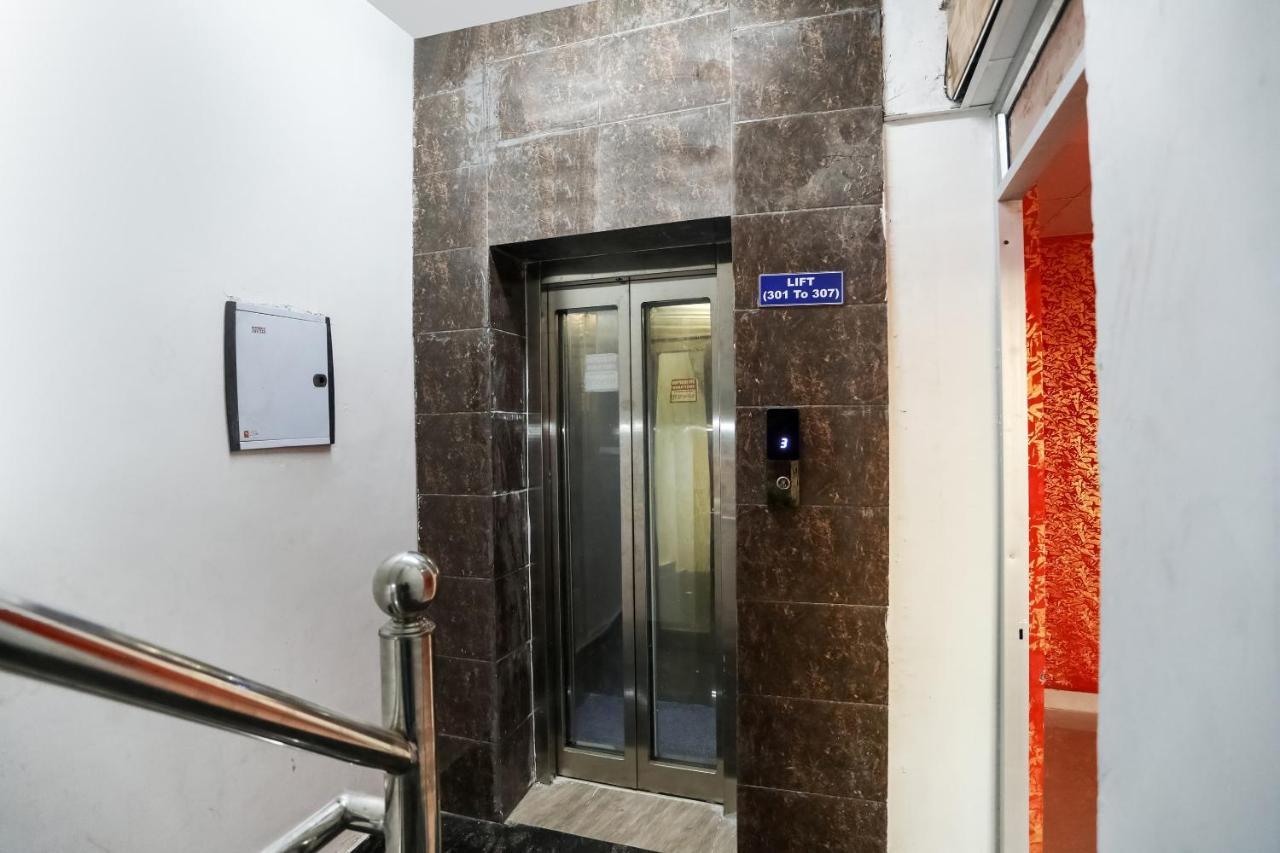 Oyo 72993 Hotel The Gold Faridabad Exterior foto